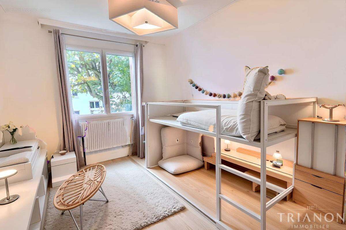 Appartement à BOUGIVAL