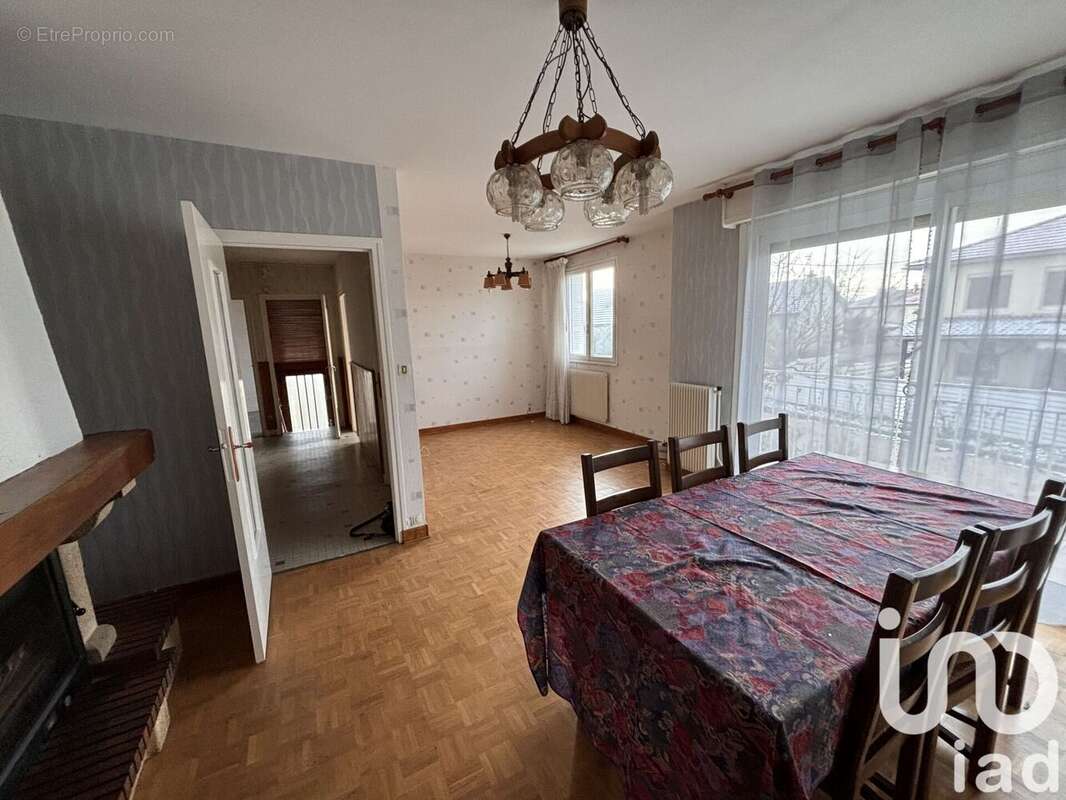 Photo 8 - Maison à CHATENOY-LE-ROYAL