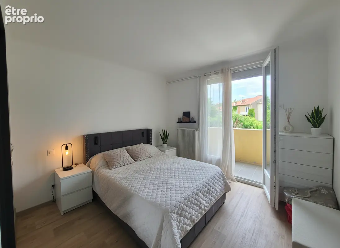 MILLAU, Appartement T4 traversant avec vue dégagée - photo 2