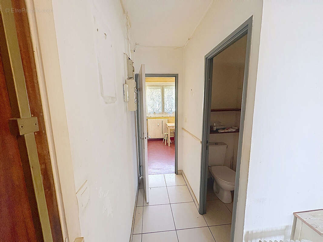 Appartement à VILLENEUVE-LES-AVIGNON
