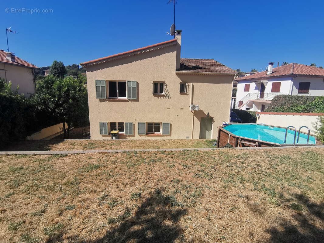 Maison à CAGNES-SUR-MER