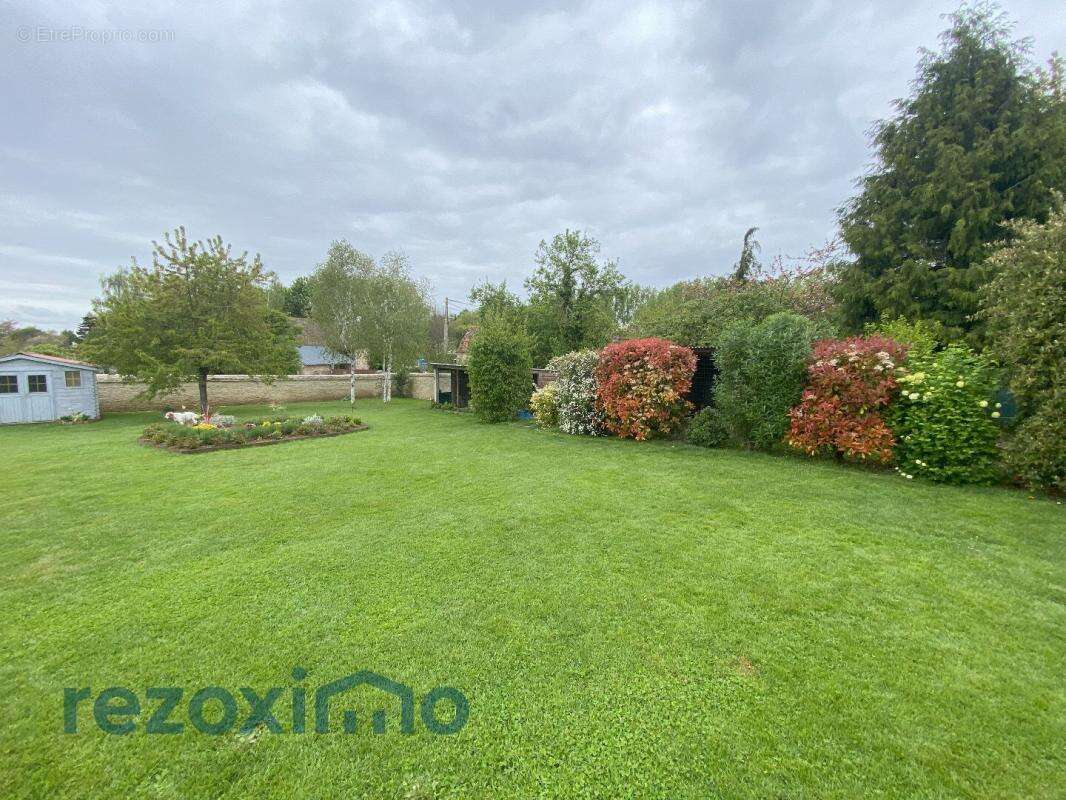 Maison à SAINT-PIERRE-SUR-DIVES