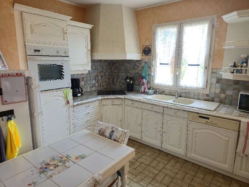 Maison 98 m² à Verneuil-Sur-Avre  - photo 6