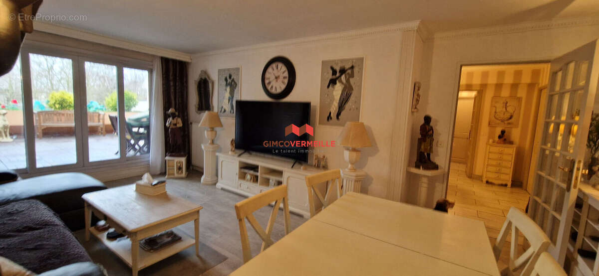 Appartement à ERAGNY
