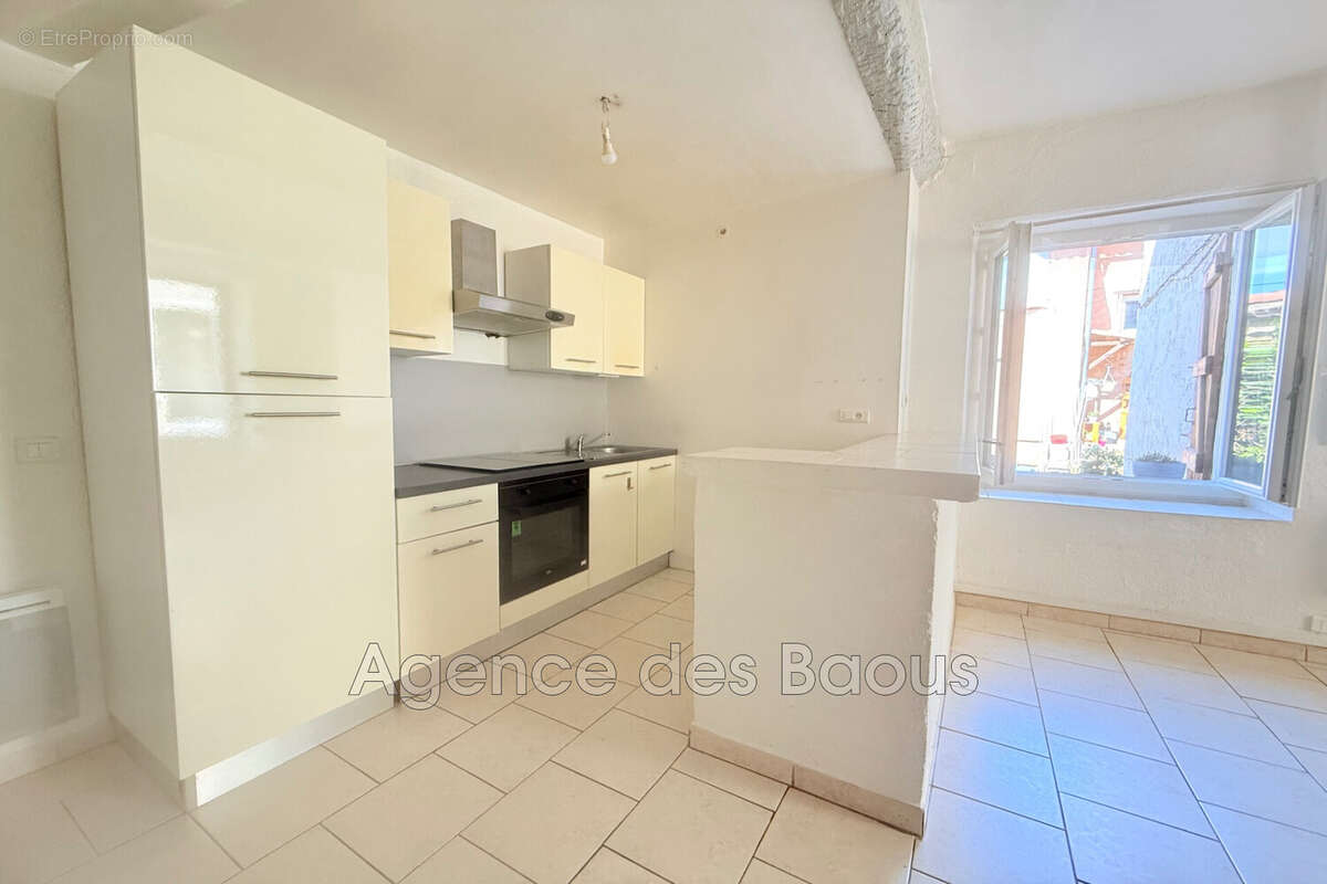 Appartement à LA GAUDE