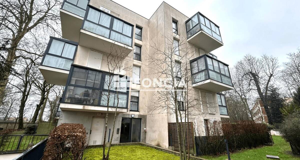 Appartement à LOUVRES