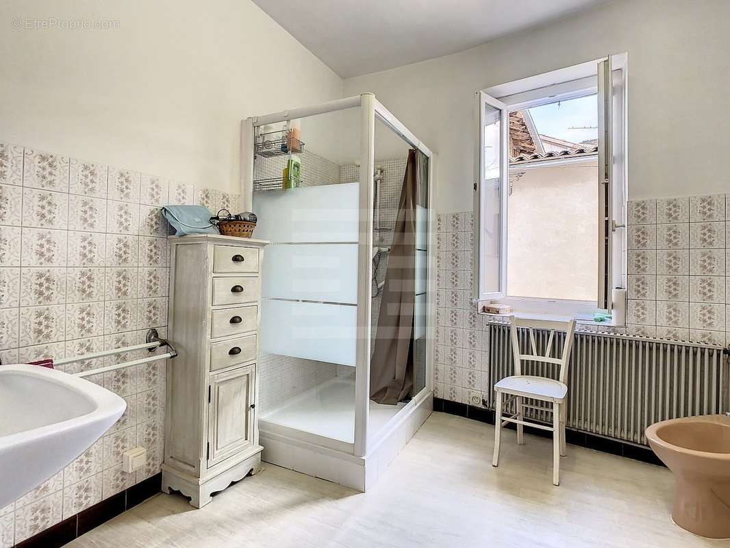 Maison à LISLE-SUR-TARN