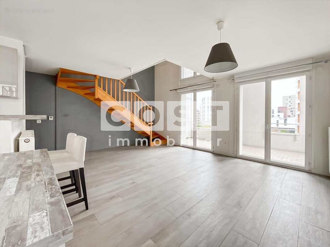 Appartement à ASNIERES-SUR-SEINE