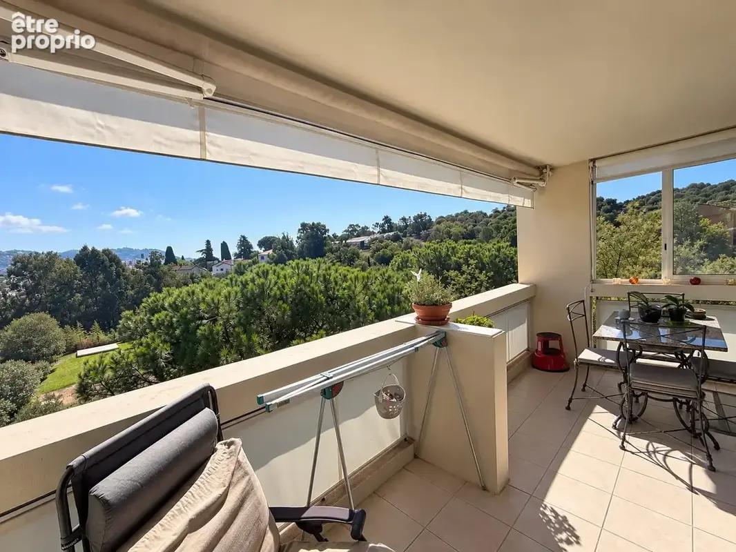 Appartement 4 pièces 90 m² à vendre à Cannes (06400) - photo 3