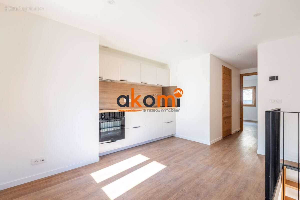 Appartement à LES VILLARDS-SUR-THONES