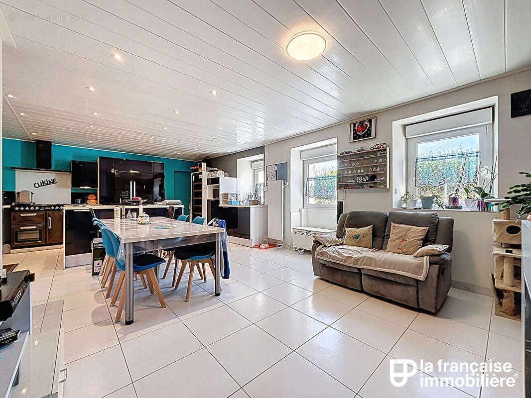 Maison à SAINT-MEEN-LE-GRAND