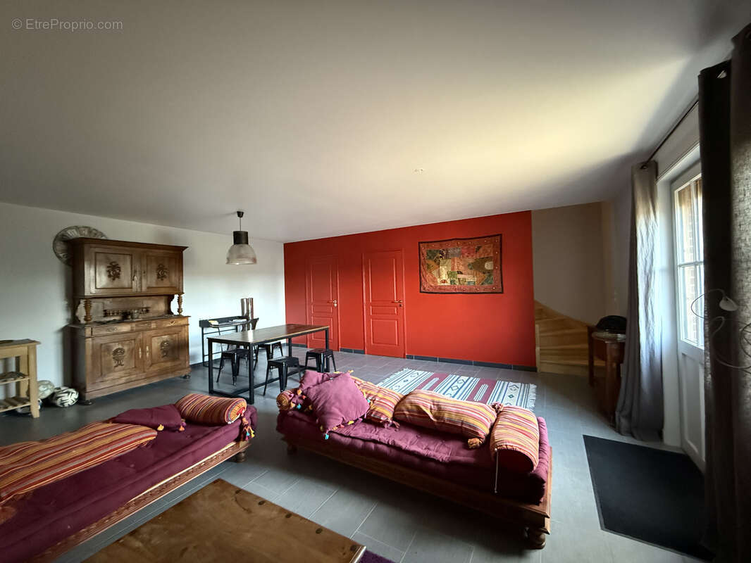 Maison à SAINT-JULIEN-D'ODDES