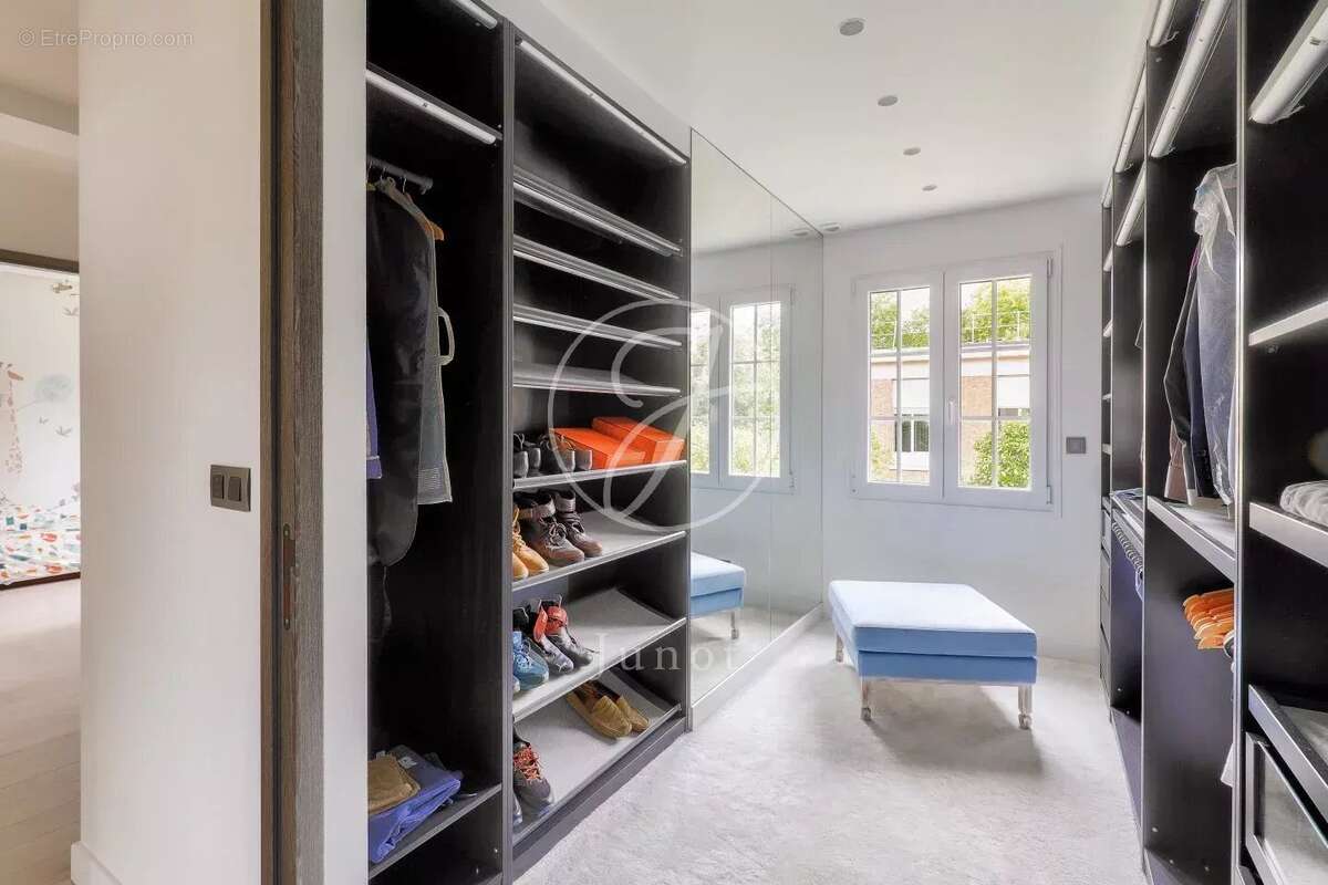 Maison à LE VESINET