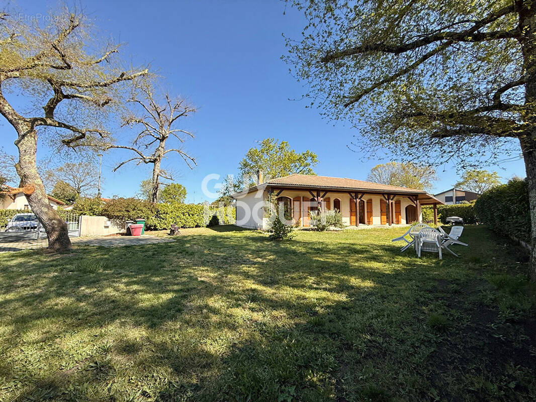 Maison à PESSAC