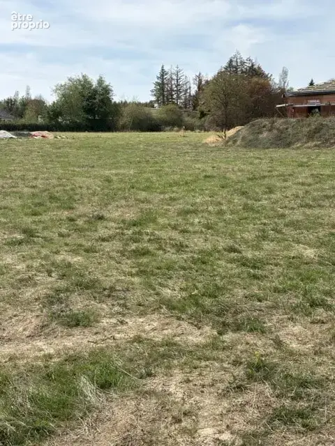 Terrain à PARAY-LE-MONIAL