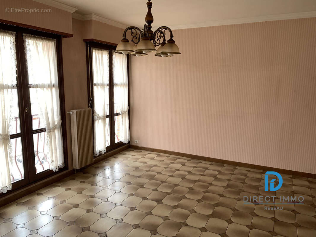 salon séjour lot A - Appartement à LILLERS