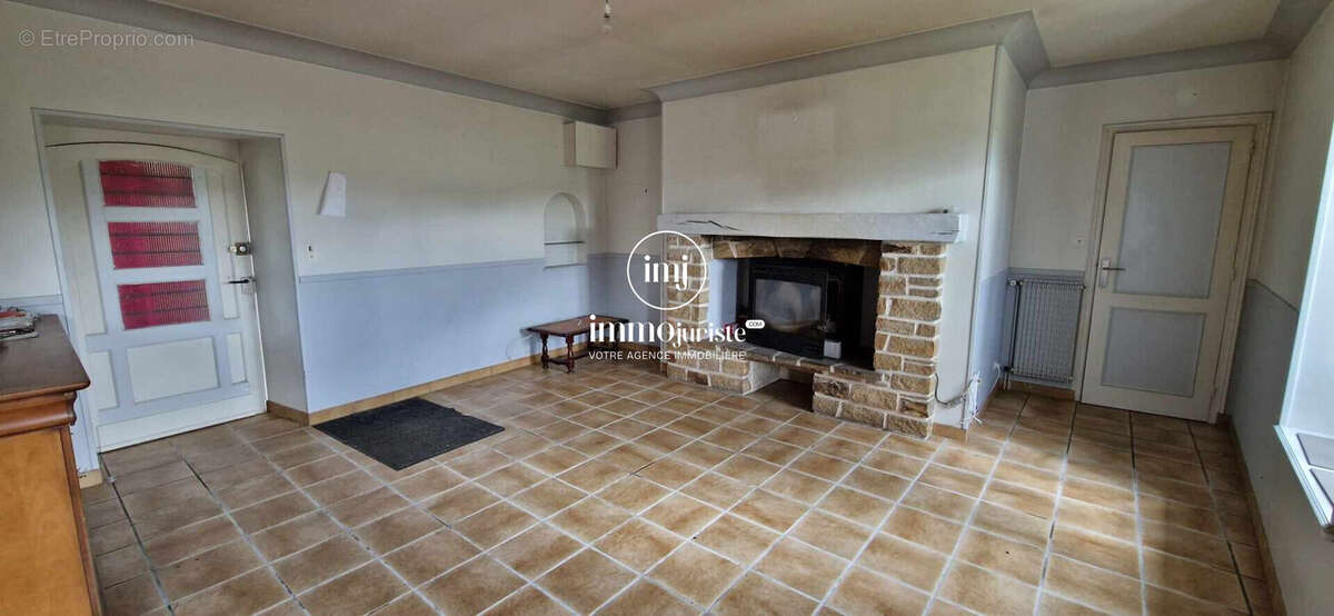 Maison 124 m² à Jumilhac-Le-Grand  - photo 4