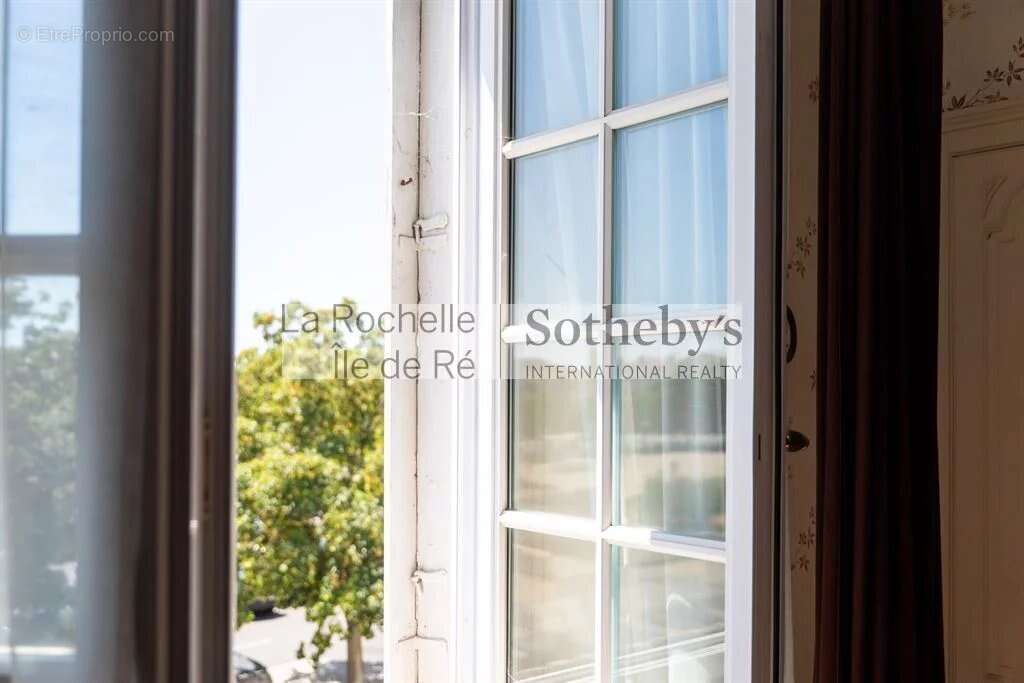 Propriété Bourgeoise - Centre Ville - photo 10