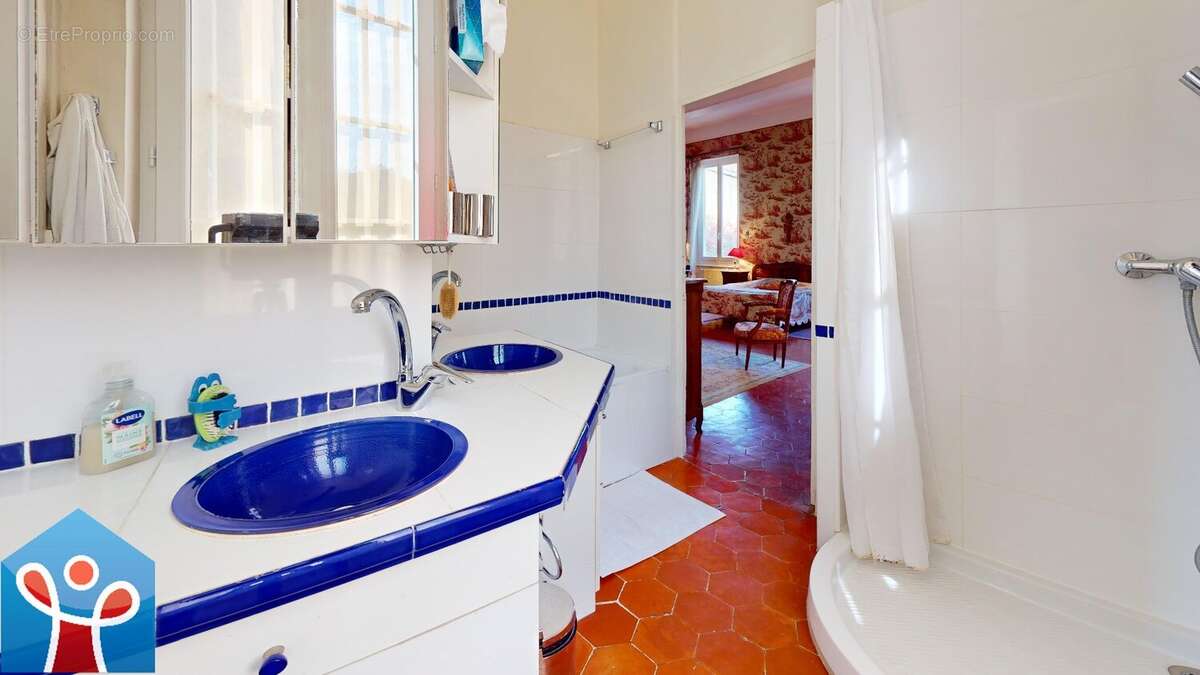 Maison 265 m² à Portiragnes  - photo 11