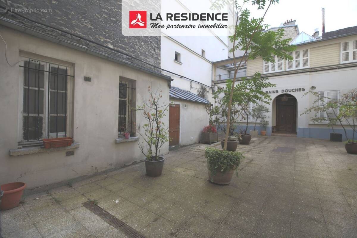 Appartement à PARIS-17E