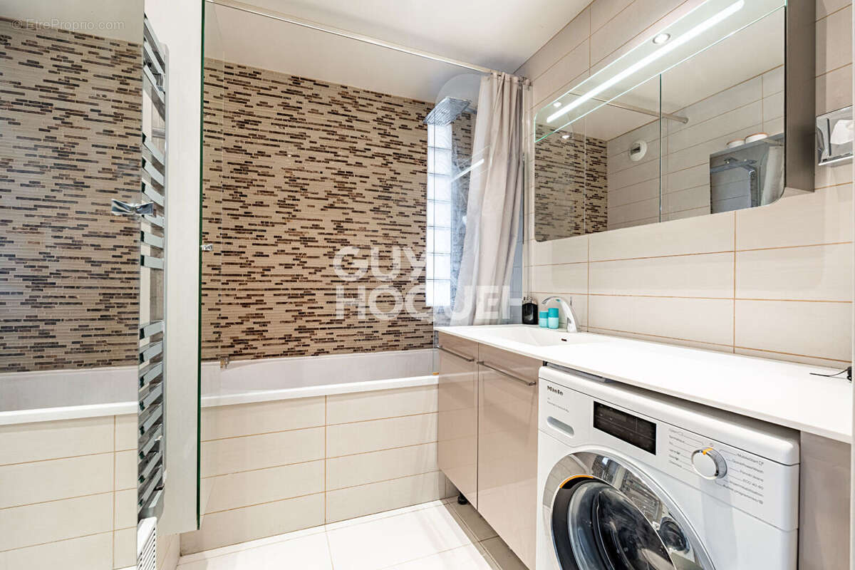 Appartement à ASNIERES-SUR-SEINE