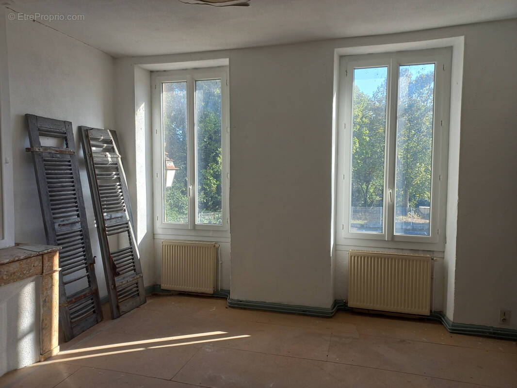 Appartement 166 m² à Mirande  - photo 1