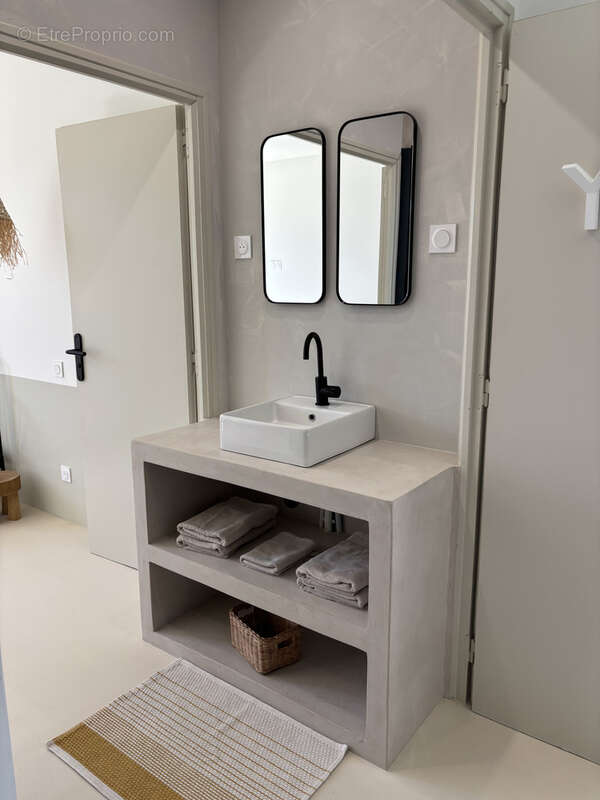 Maison à VAISON-LA-ROMAINE