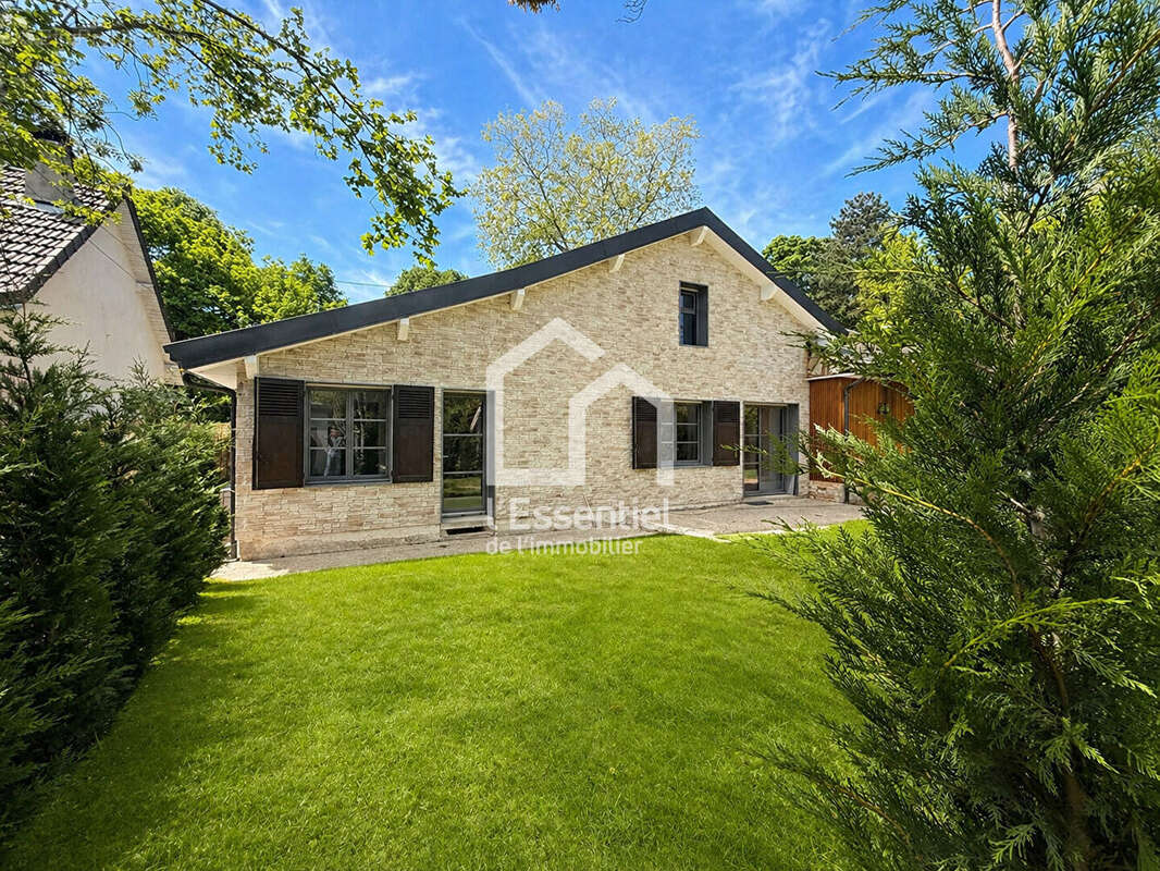 Maison à MAISONS-LAFFITTE