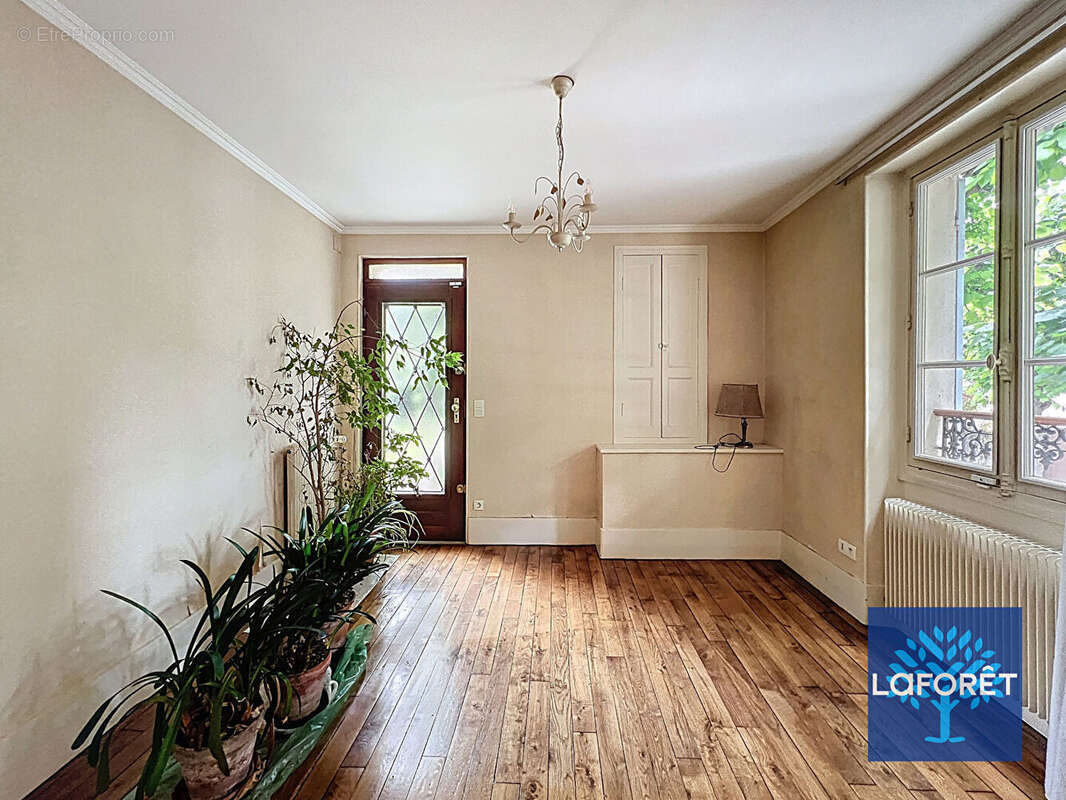 Maison à LA FERTE-ALAIS