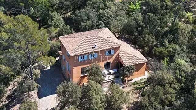 Maison à CHATEAUVERT