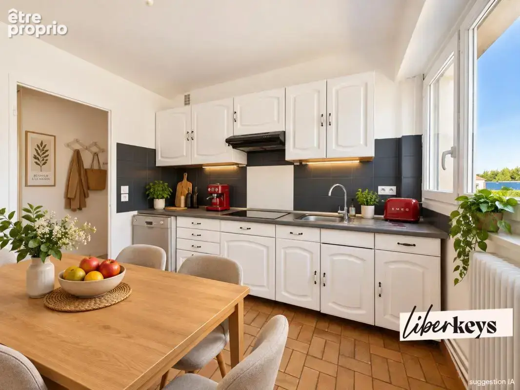 Chambourcy – 3 pièces 64 m² traversant – jardinet – cave - photo 2