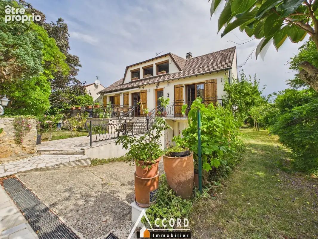 Maison 6 pièces 130 m2 - photo 2