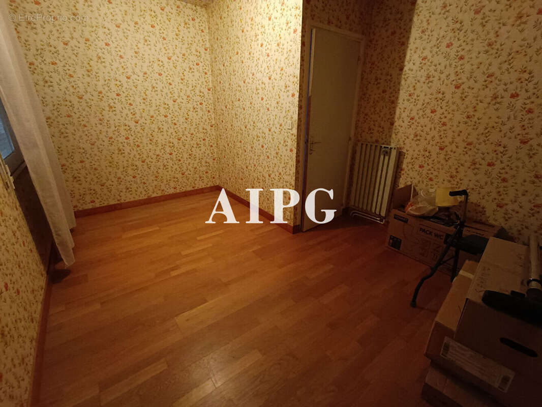 Maison à PLOUGUERNEVEL