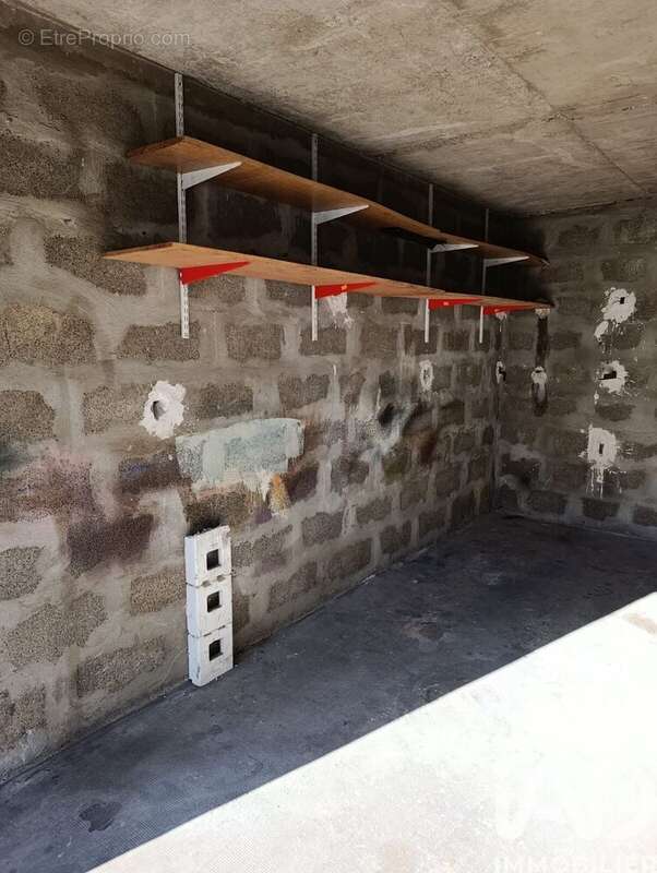 Photo 6 - Parking à SAINT-MARTIN-D&#039;HERES