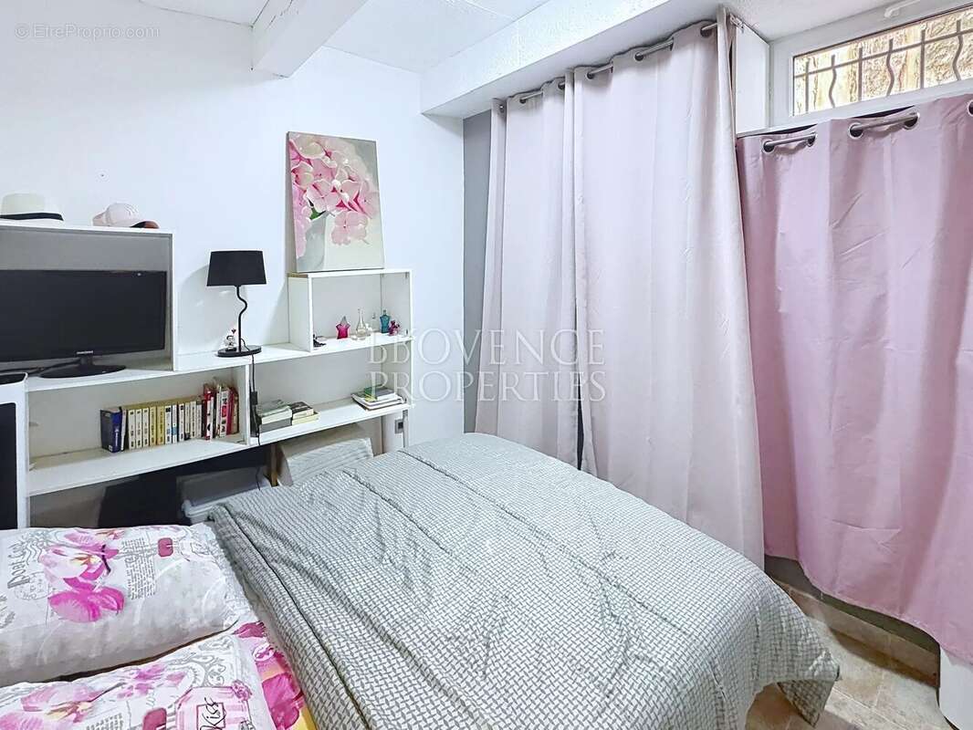 Appartement à BARJOLS