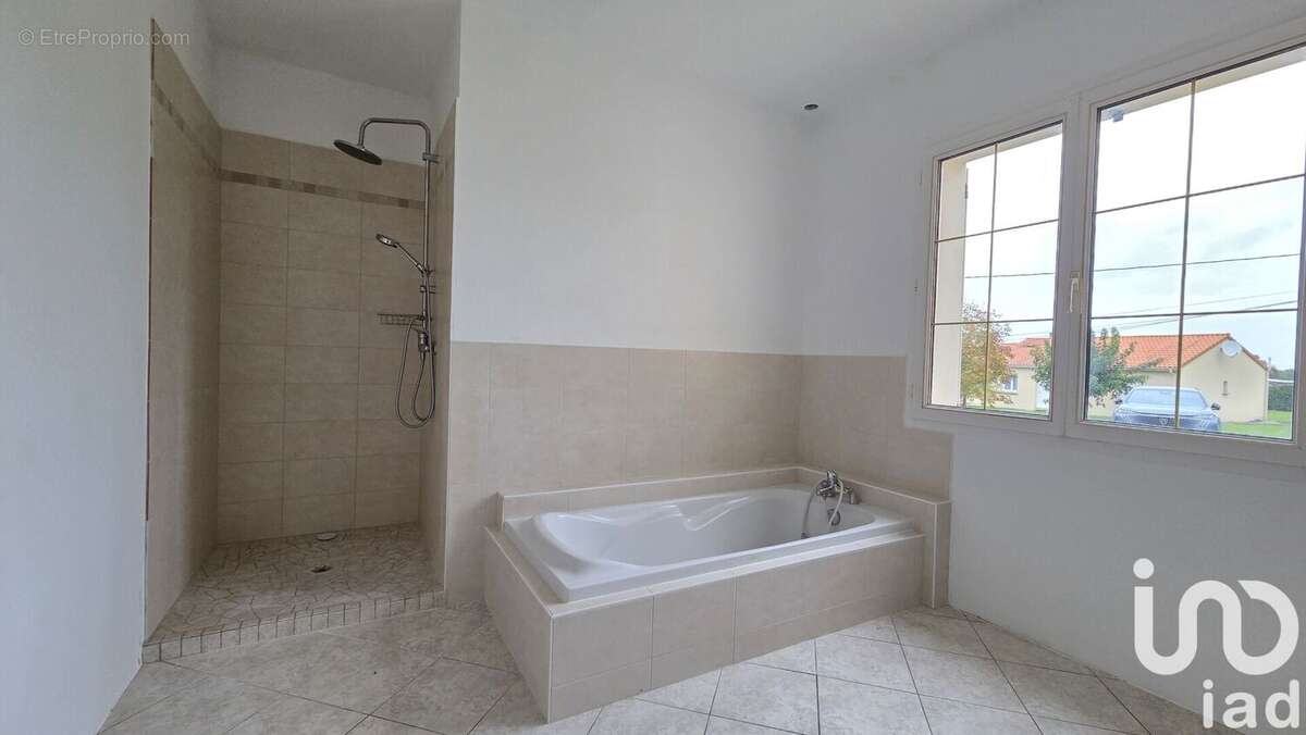 Photo 8 - Maison à LE FUILET