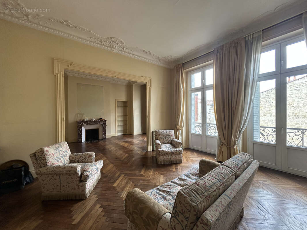 Appartement à BORDEAUX