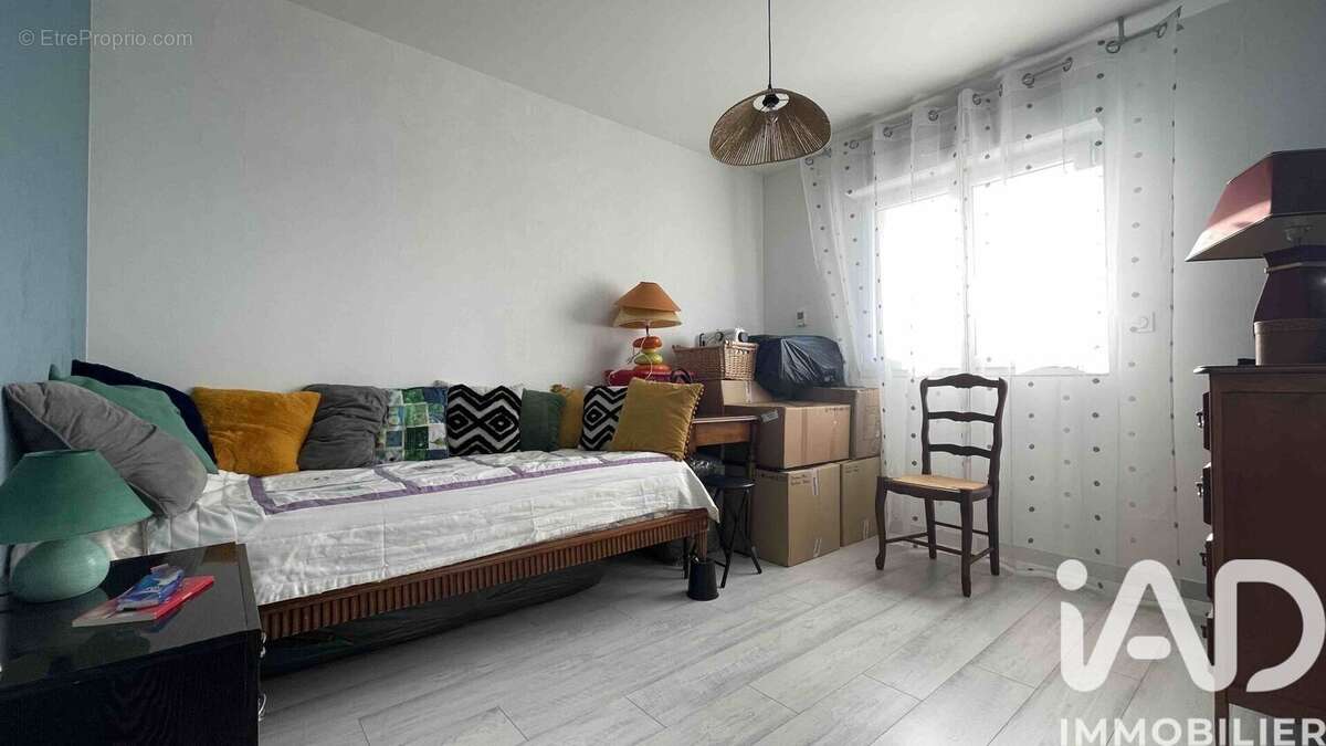 Photo 6 - Maison à LA VILLE-AUX-DAMES