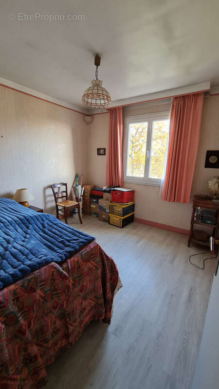 Maison à VERRIERES-LE-BUISSON