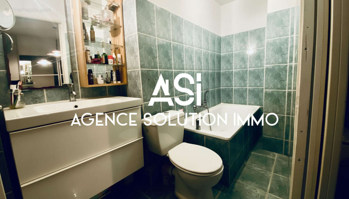 Maison à GREZ-EN-BOUERE