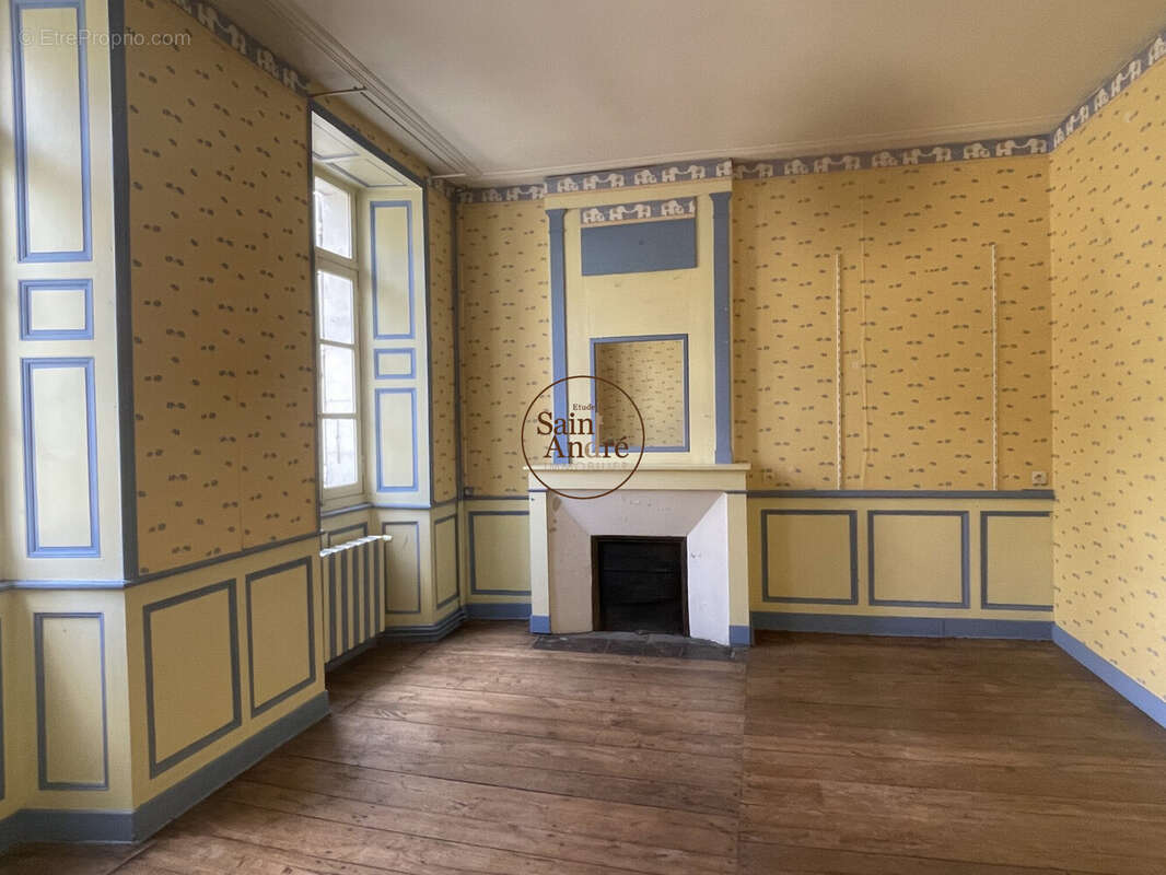 Maison 250 m² à Angouleme  - photo 6