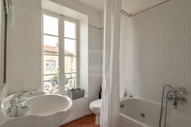 Maison à CORNEILHAN