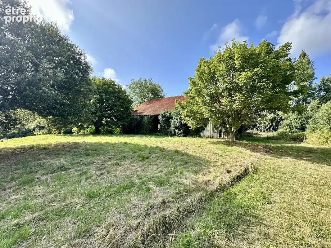 Grande propriété au calme avec hangar et écurie à rénover - photo 14
