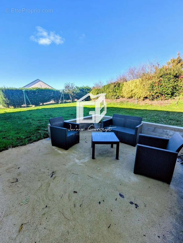 Maison à LUC-LA-PRIMAUBE