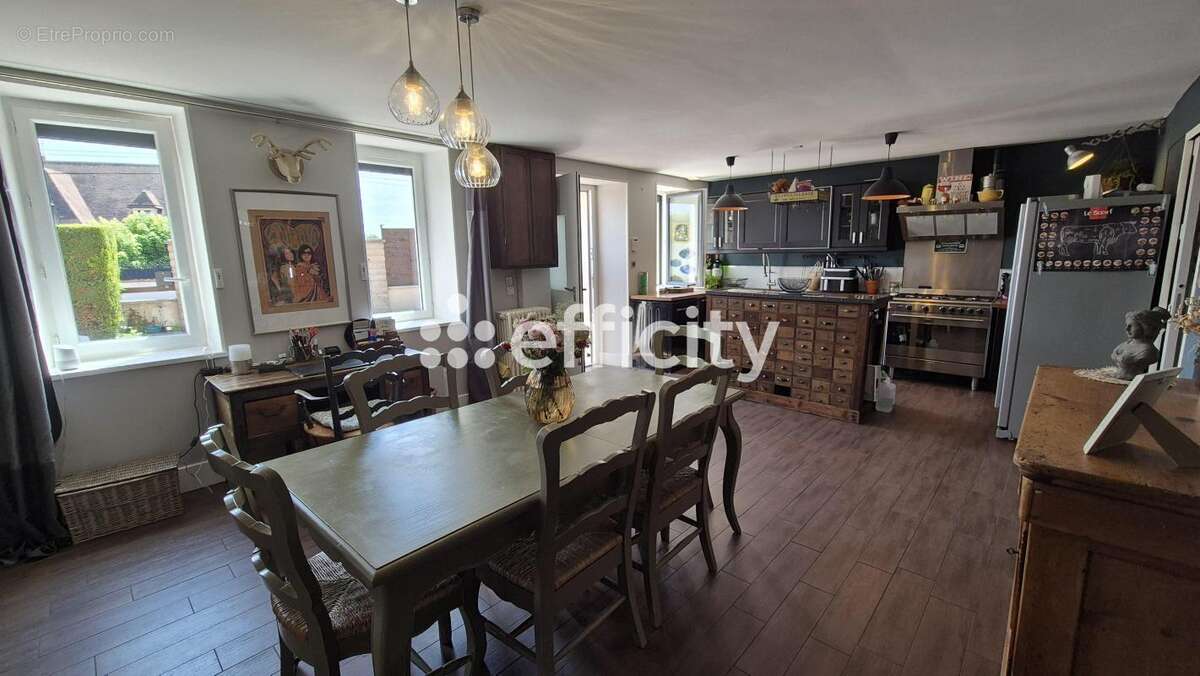 Maison à ISIGNY-SUR-MER