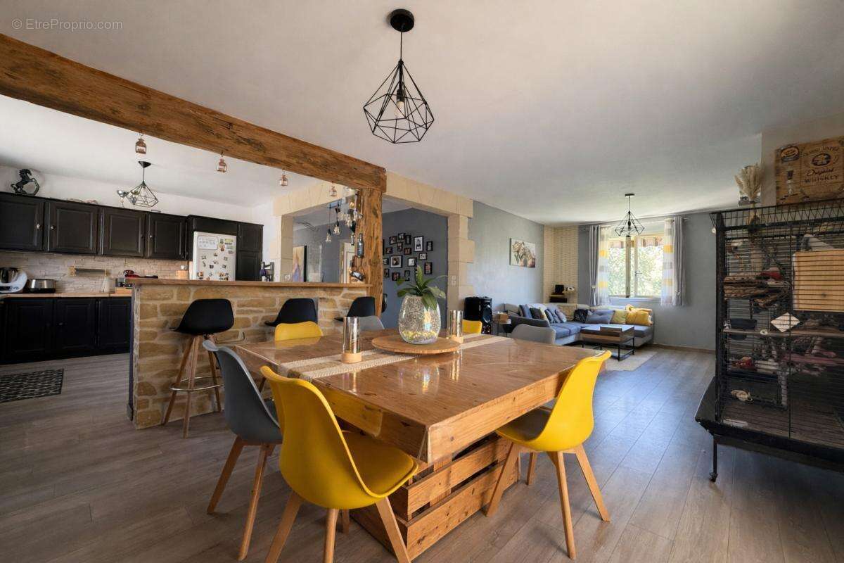Maison à MAMERS