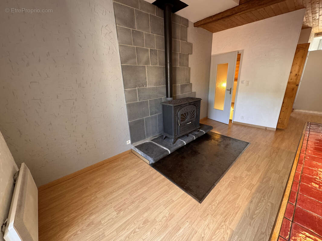 Maison à SAINT-FLOUR