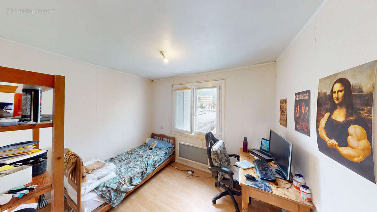 Appartement à MEYLAN