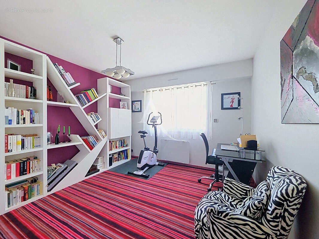 COUP DE COEUR  appartement Bord de Maine  T5 de 120 m2 - photo 11