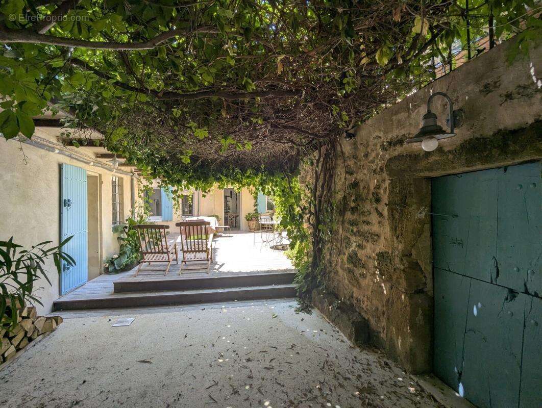 Maison à LAURIS